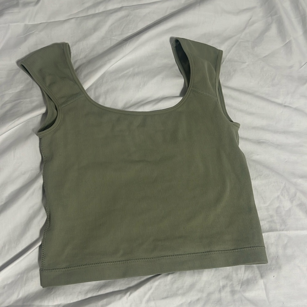 GARAGE green crop top